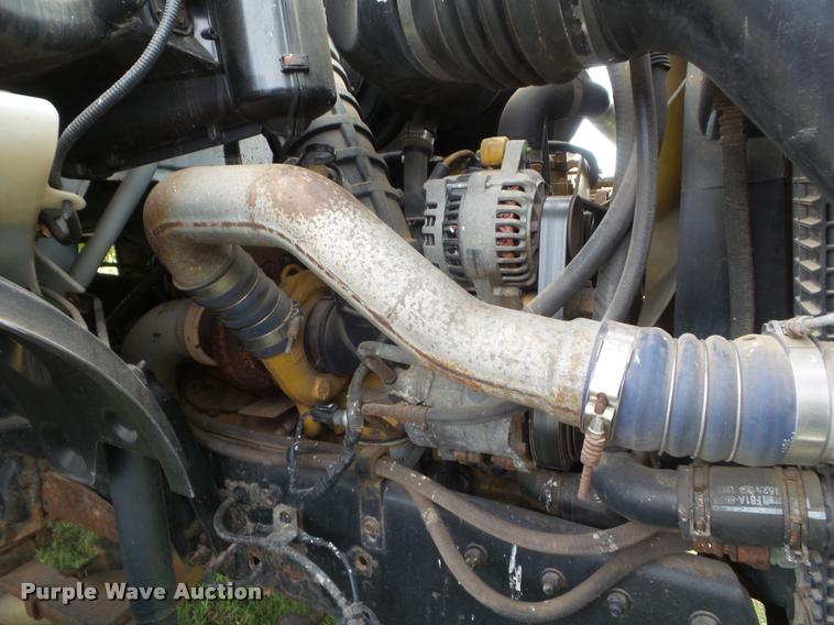 image for item AP9684 2003 Ford F650 box truck