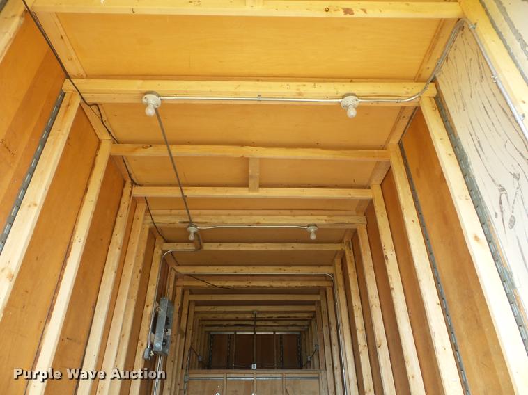 image for item AP9684 2003 Ford F650 box truck