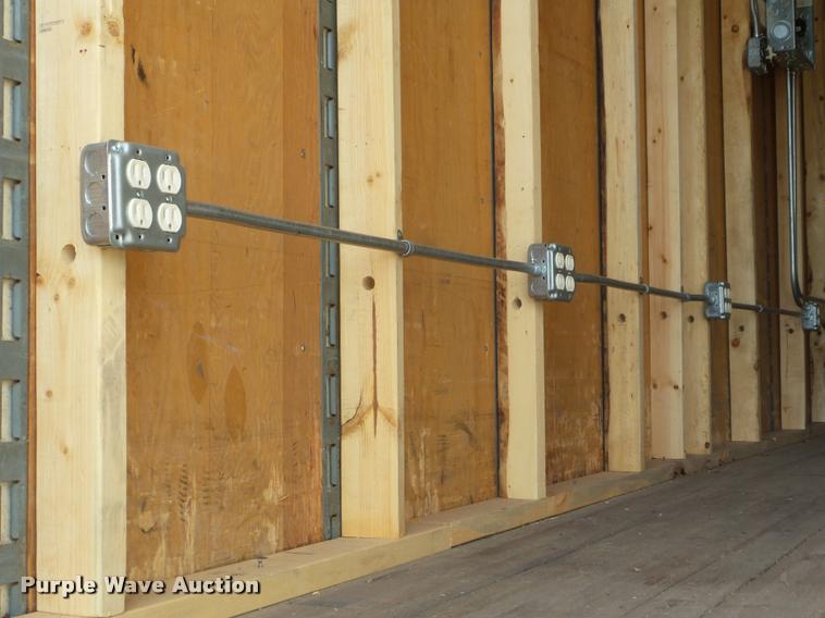 image for item AP9684 2003 Ford F650 box truck