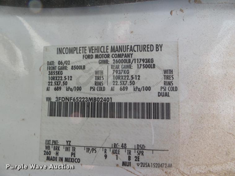 image for item AP9684 2003 Ford F650 box truck