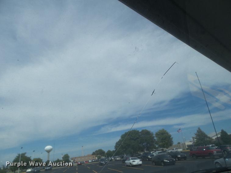 image for item AP9684 2003 Ford F650 box truck