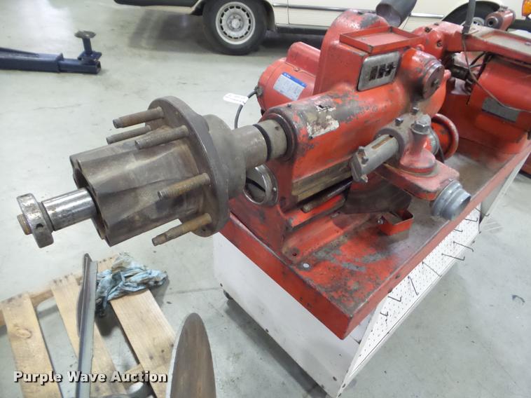 image for item AP9689 Bear brake lathe