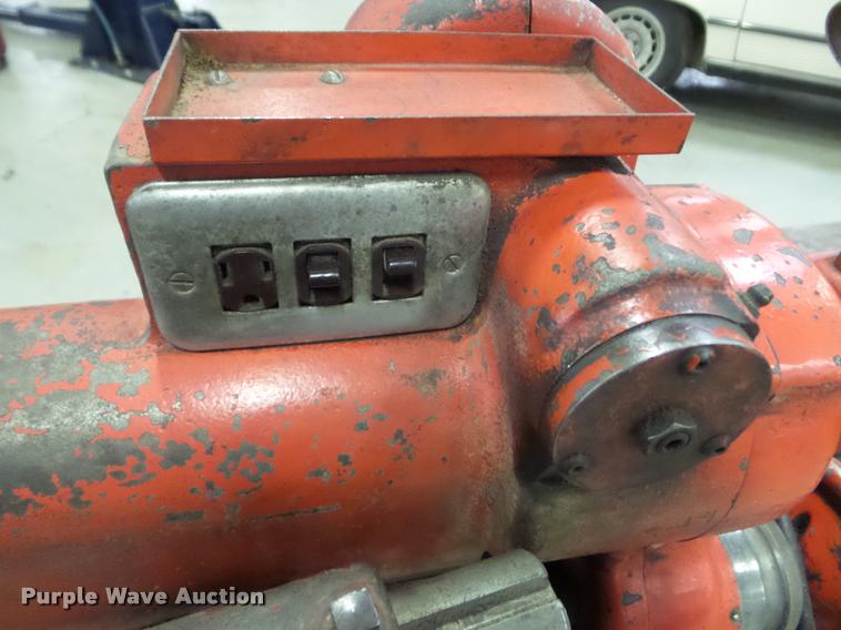 image for item AP9689 Bear brake lathe