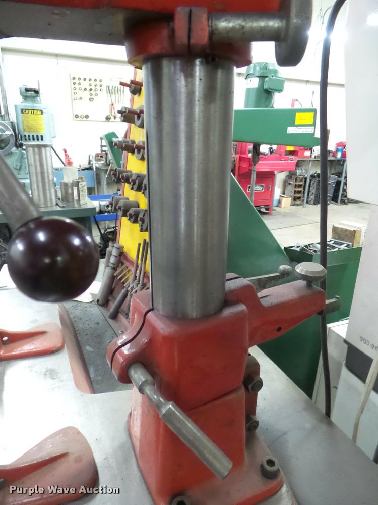 IDL valve guide seat machine in Pratt, KS | Item AP9691 sold | Purple Wave