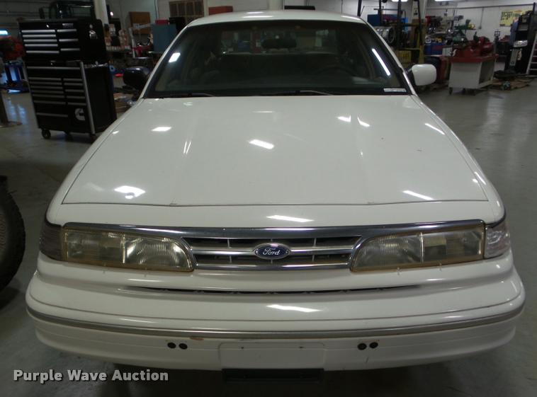 image for item AP9700 1996 Ford Crown Victoria Police Interceptor