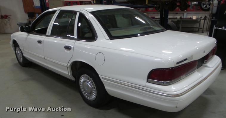 image for item AP9700 1996 Ford Crown Victoria Police Interceptor