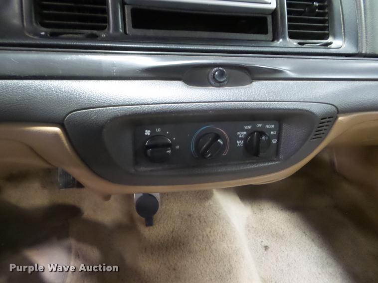 image for item AP9700 1996 Ford Crown Victoria Police Interceptor