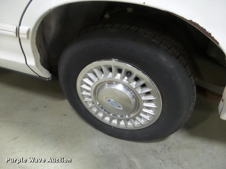 image for item AP9700 1996 Ford Crown Victoria Police Interceptor