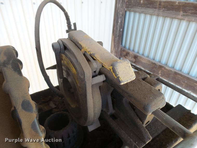 image for item AS9502 Oster 2" pipe and bolt machine