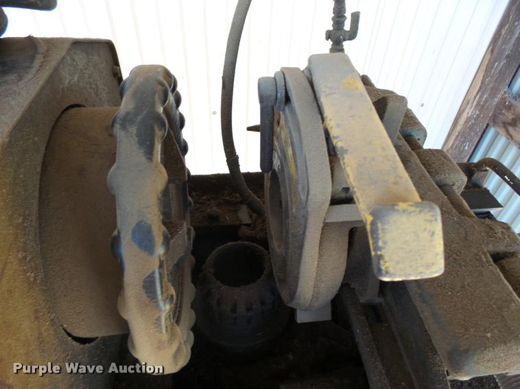 image for item AS9502 Oster 2" pipe and bolt machine