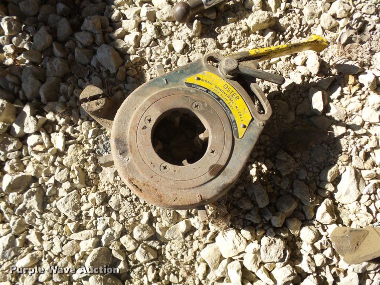 image for item AS9502 Oster 2" pipe and bolt machine