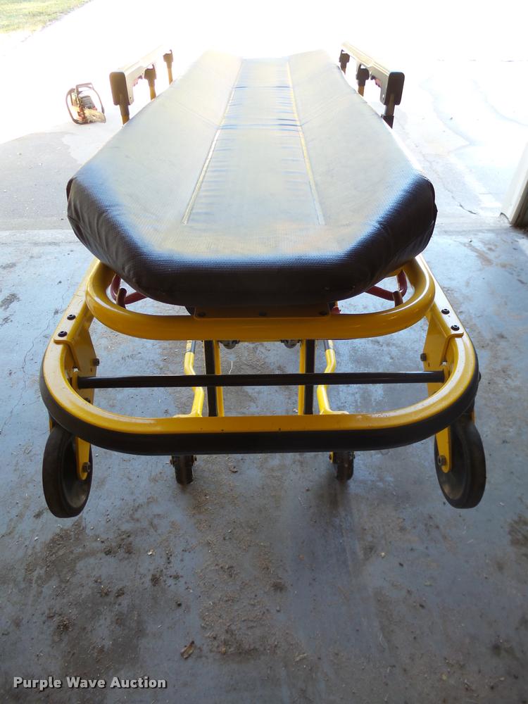image for item AS9507 Rugged Stryker 6091 EZ-Pro 2 ambulance cot