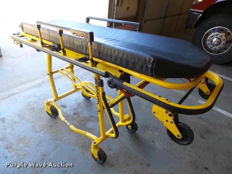image for item AS9507 Rugged Stryker 6091 EZ-Pro 2 ambulance cot