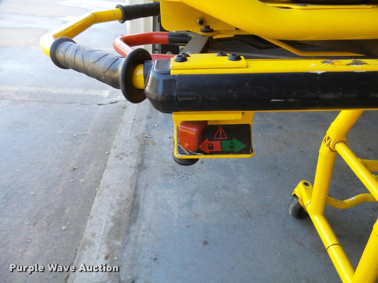 image for item AS9507 Rugged Stryker 6091 EZ-Pro 2 ambulance cot