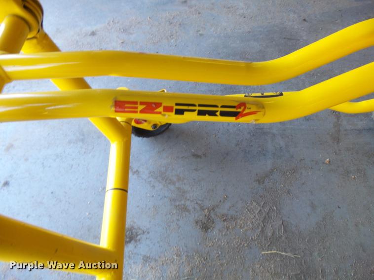 image for item AS9507 Rugged Stryker 6091 EZ-Pro 2 ambulance cot