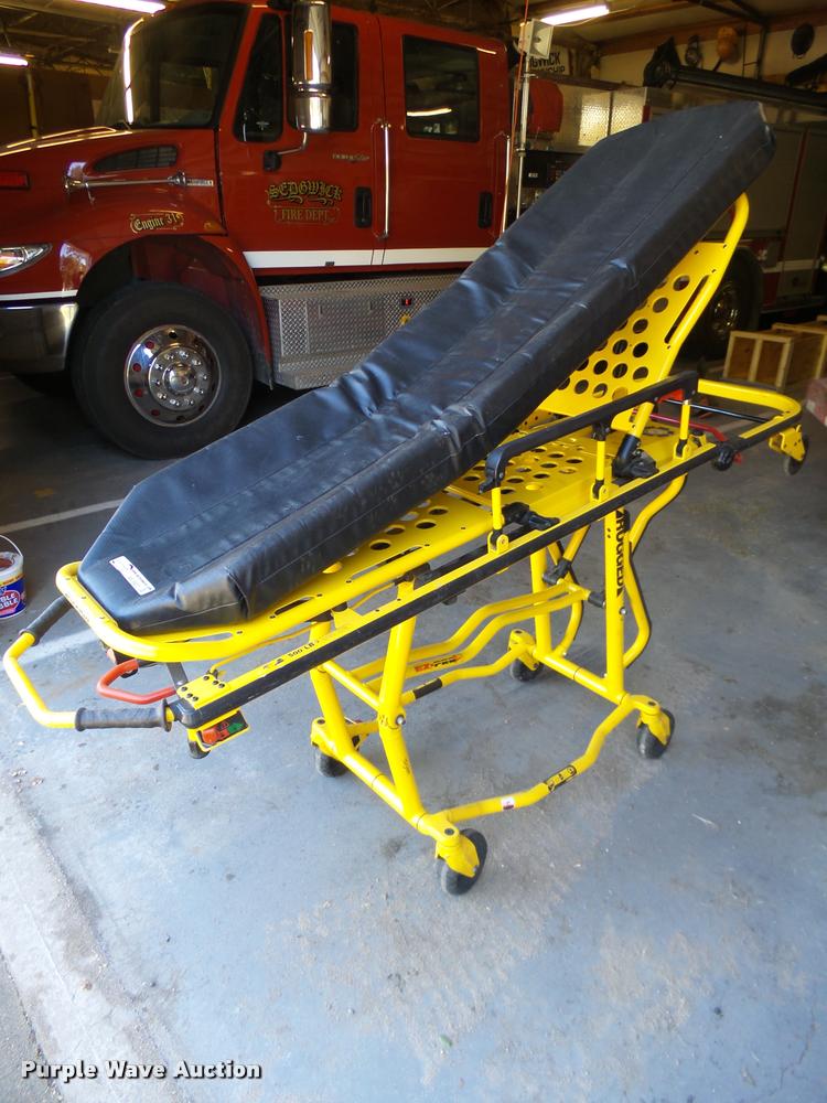image for item AS9507 Rugged Stryker 6091 EZ-Pro 2 ambulance cot