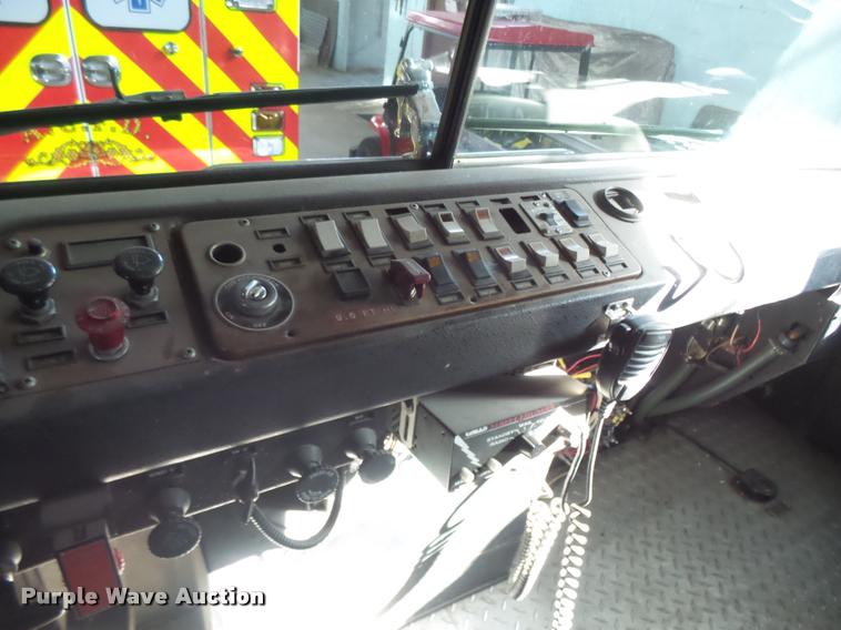 image for item BU9757 1990 Mack Pierce fire truck