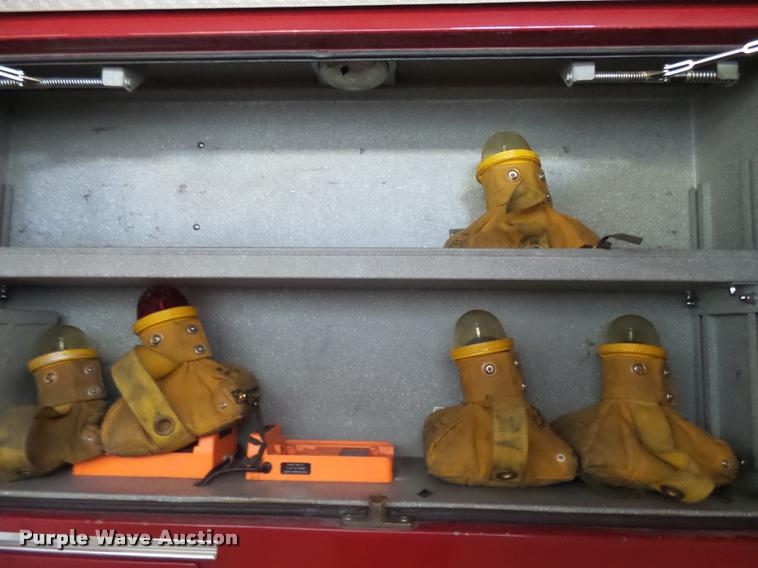 image for item BU9757 1990 Mack Pierce fire truck