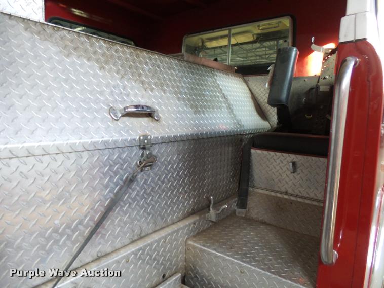 image for item BU9757 1990 Mack Pierce fire truck