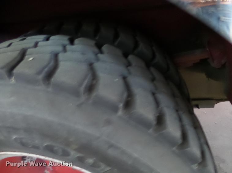 image for item BU9757 1990 Mack Pierce fire truck