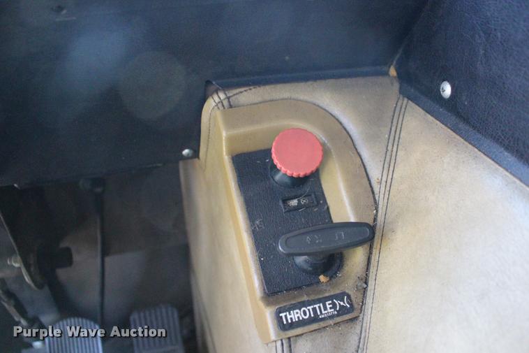 image for item BU9758 1987 Mack FC600 Firecat fire engine