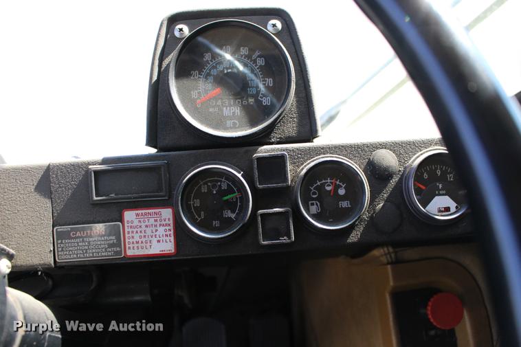 image for item BU9758 1987 Mack FC600 Firecat fire engine