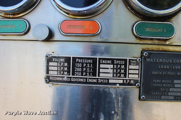 image for item BU9758 1987 Mack FC600 Firecat fire engine