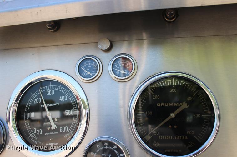 image for item BU9758 1987 Mack FC600 Firecat fire engine