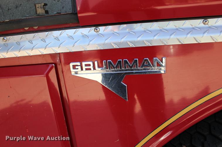 image for item BU9758 1987 Mack FC600 Firecat fire engine