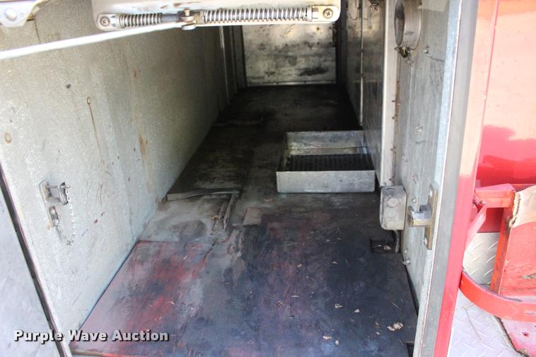 image for item BU9758 1987 Mack FC600 Firecat fire engine