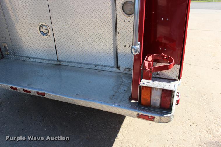 image for item BU9758 1987 Mack FC600 Firecat fire engine