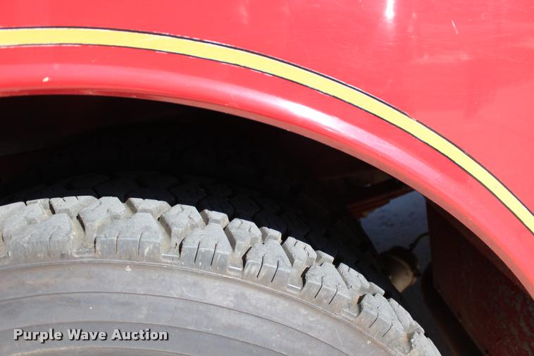 image for item BU9758 1987 Mack FC600 Firecat fire engine