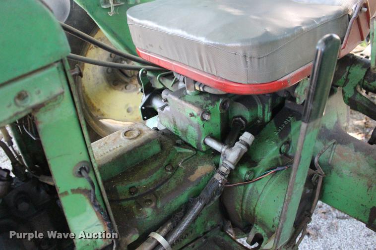image for item BU9769 John Deere 1010 tractor