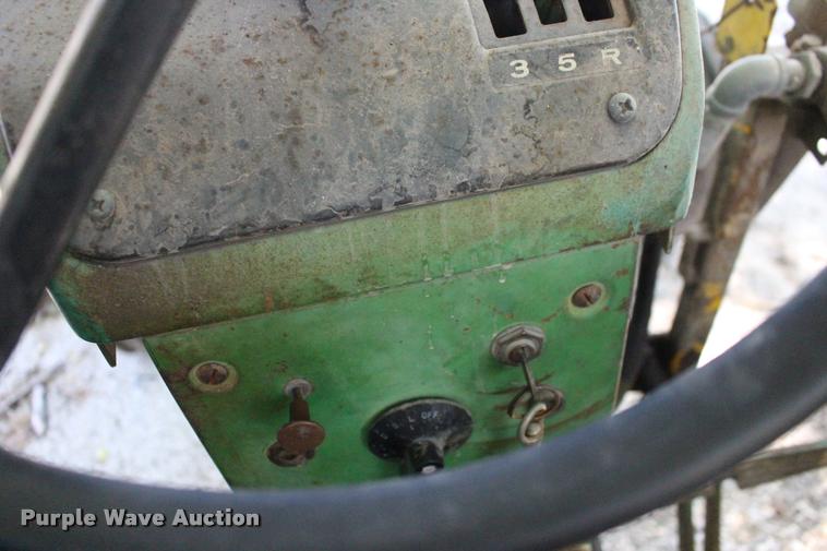 image for item BU9769 John Deere 1010 tractor