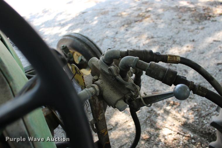 image for item BU9769 John Deere 1010 tractor