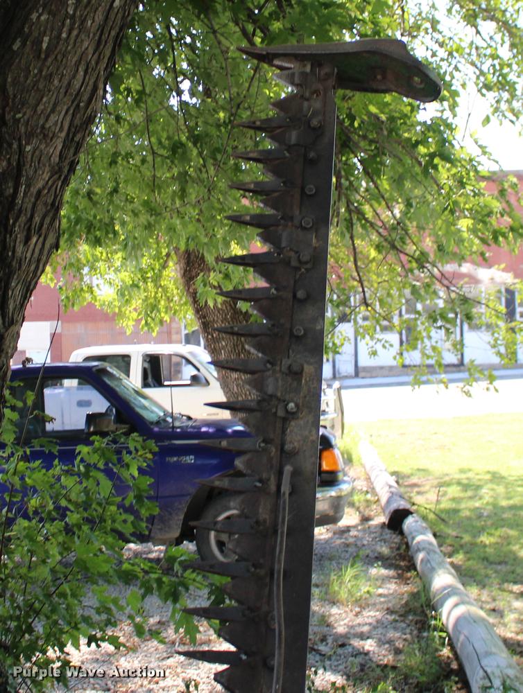 image for item BU9769 John Deere 1010 tractor