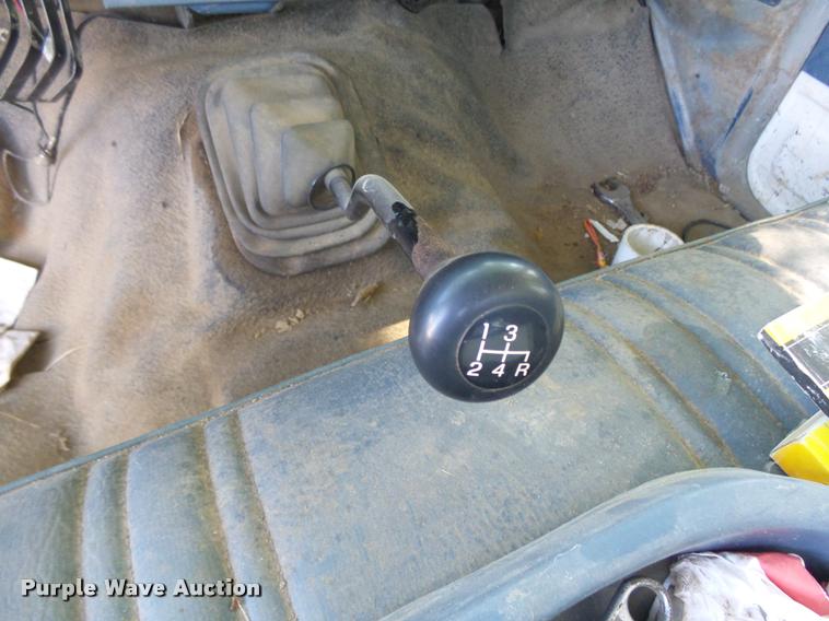 image for item BU9770 1985 Ford F250 pickup truck