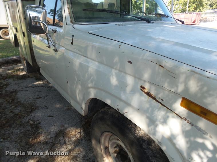 image for item BU9770 1985 Ford F250 pickup truck