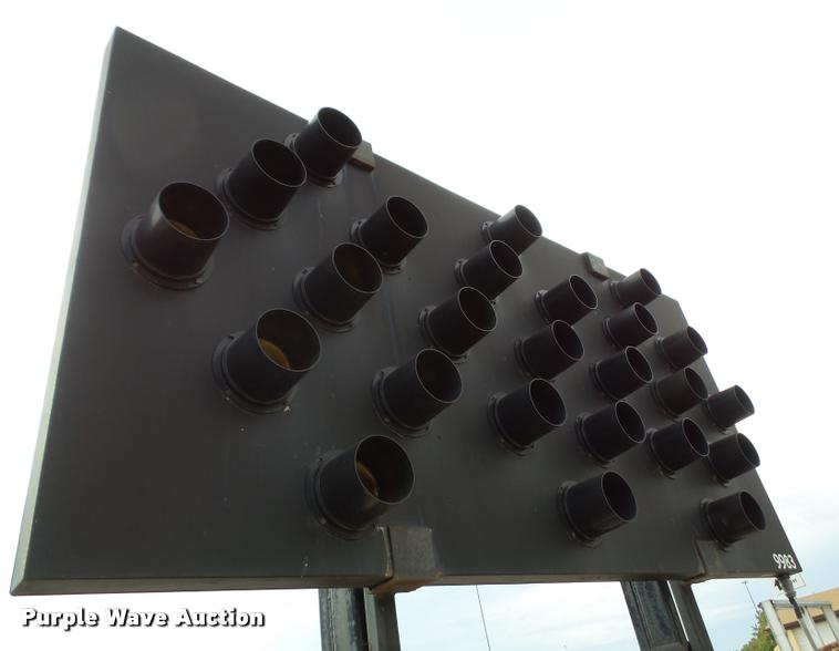 image for item BV9258 2005 Energy Absorption Systems crash attenuator with arrow board