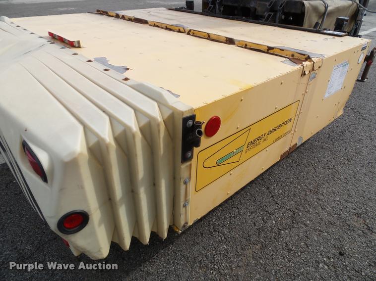 image for item BV9258 2005 Energy Absorption Systems crash attenuator with arrow board