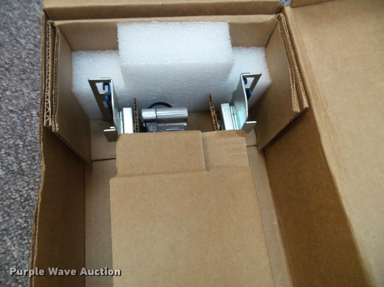 image for item BV9329 (2) servers