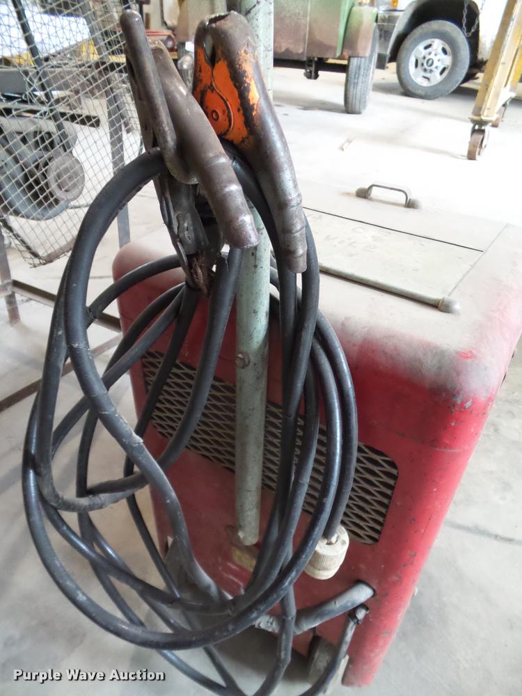 image for item BV9363 Marquette Porto-Fast charger/test