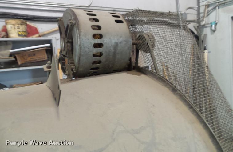 image for item BV9364 (2) electric shop blowers