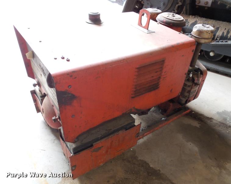 image for item BV9365 Lincoln 225 welder