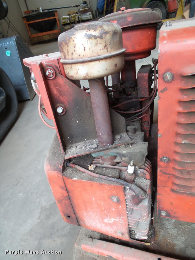 image for item BV9365 Lincoln 225 welder