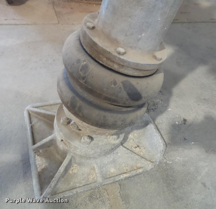 image for item BV9366 MBW R270 plate compactor