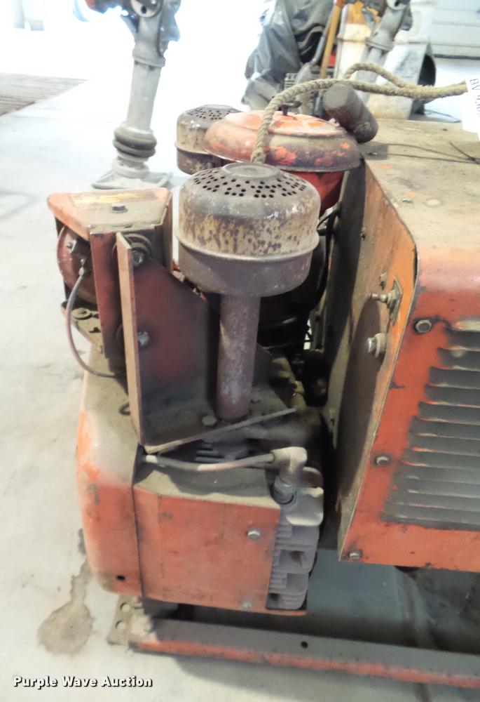 image for item BV9369 Lincoln 225 welder
