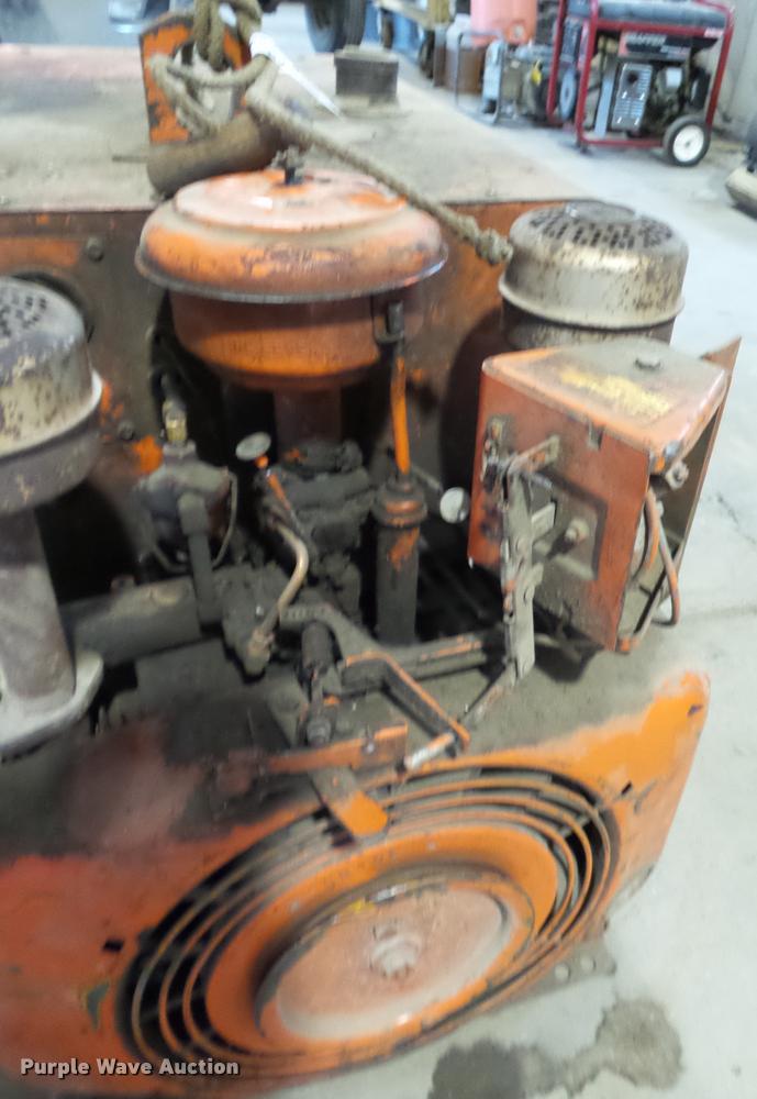 image for item BV9369 Lincoln 225 welder