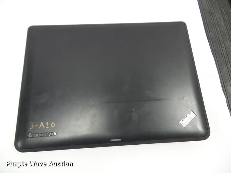 image for item BV9398 (174) Lenovo X131e laptops