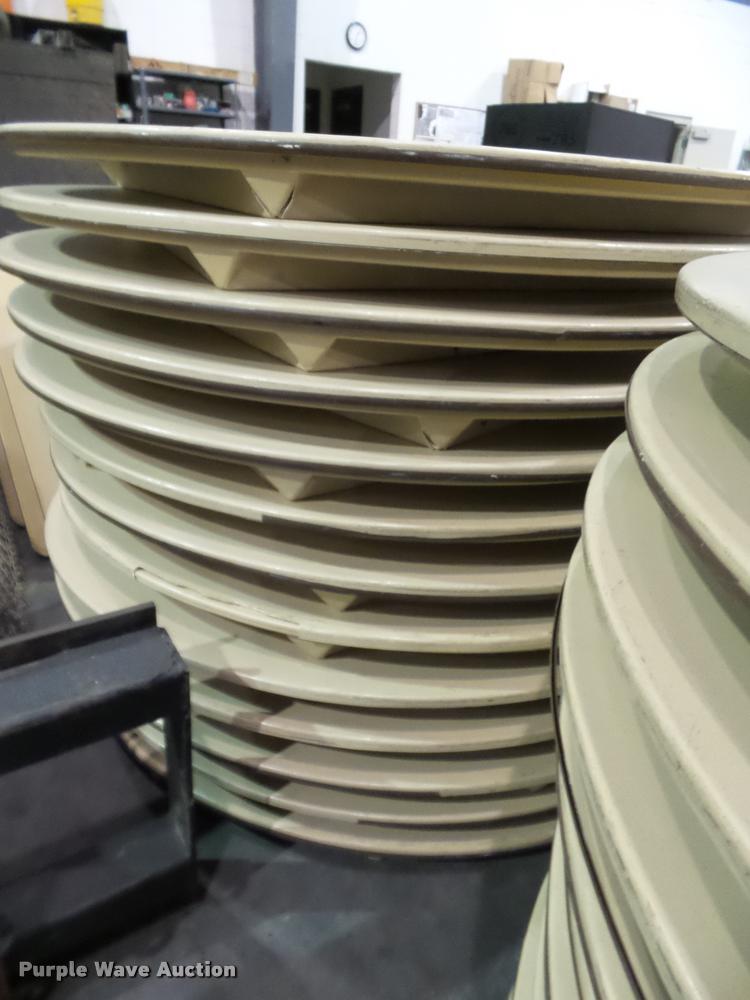 image for item BV9469 (54) 5' round tables